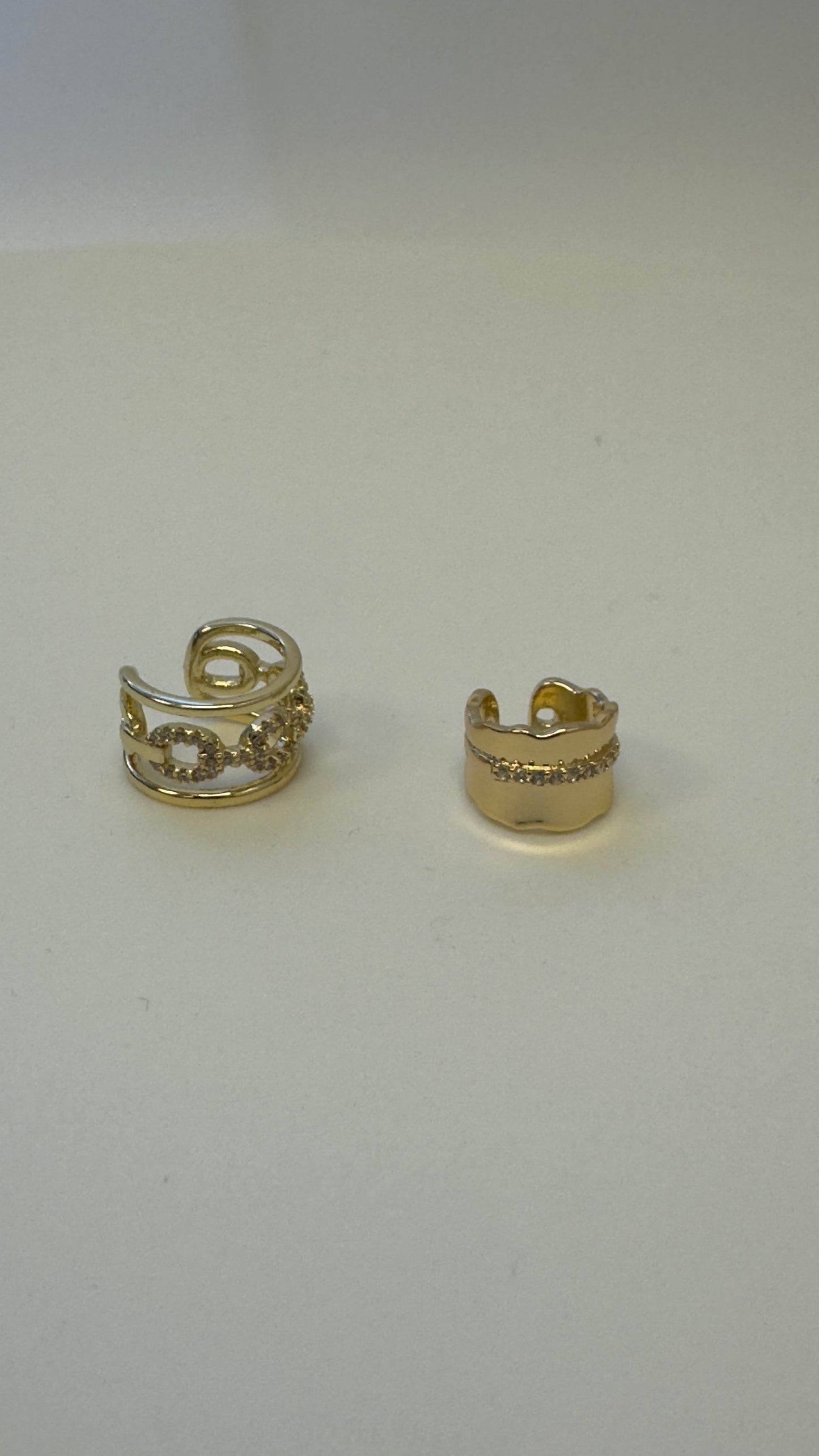Handcuff earrings